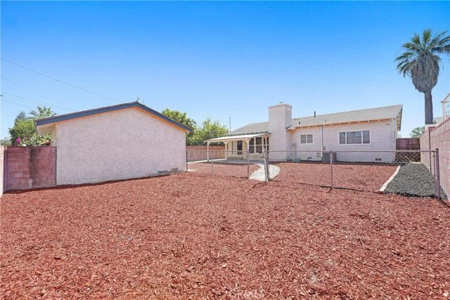 10352 Hayvenhurst, Granada Hills, CA 91344