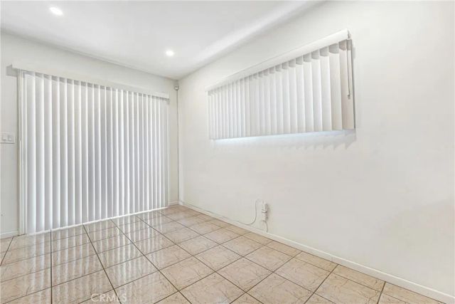 10352 Hayvenhurst, Granada Hills, CA 91344
