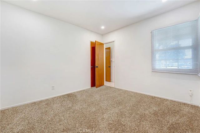 10352 Hayvenhurst, Granada Hills, CA 91344