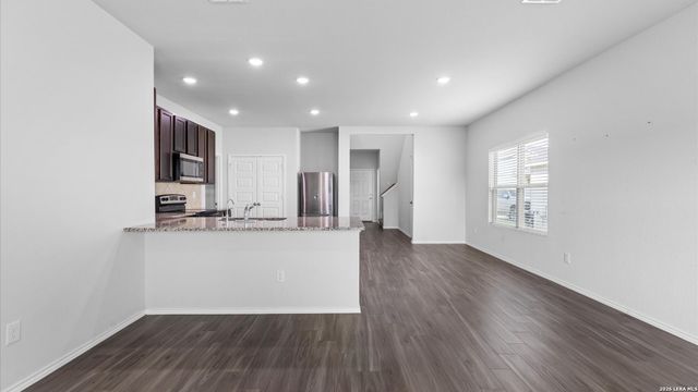 200 ANTELOPE VLY, San Antonio, TX 78253
