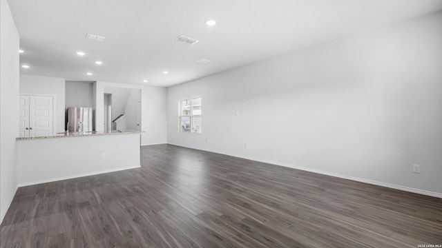 200 ANTELOPE VLY, San Antonio, TX 78253