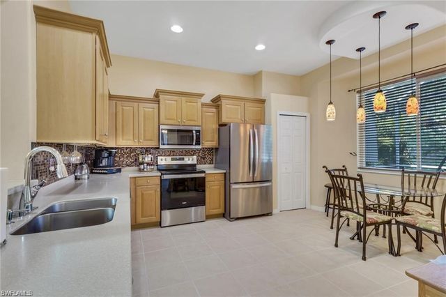 12506 IVORY STONE LOOP, Fort Myers, FL 33913