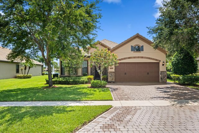 2899 Florence Street, Wellington, FL 33414