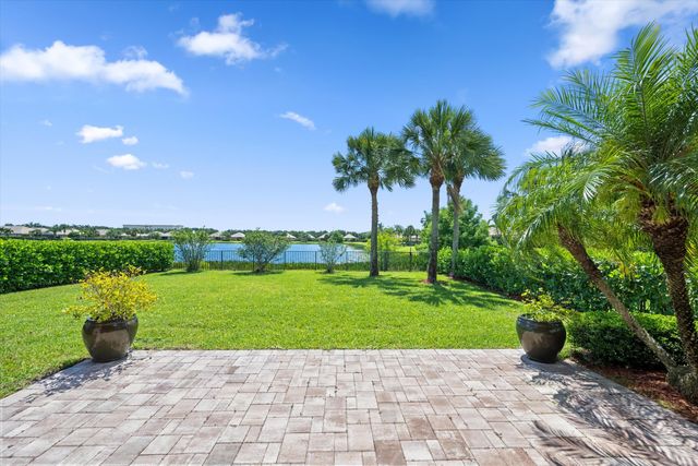 2899 Florence Street, Wellington, FL 33414