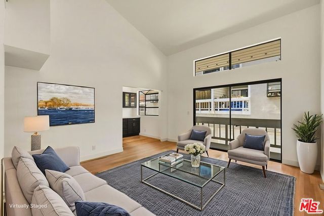 4660 Don Lorenzo Drive B, Los Angeles, CA 90008