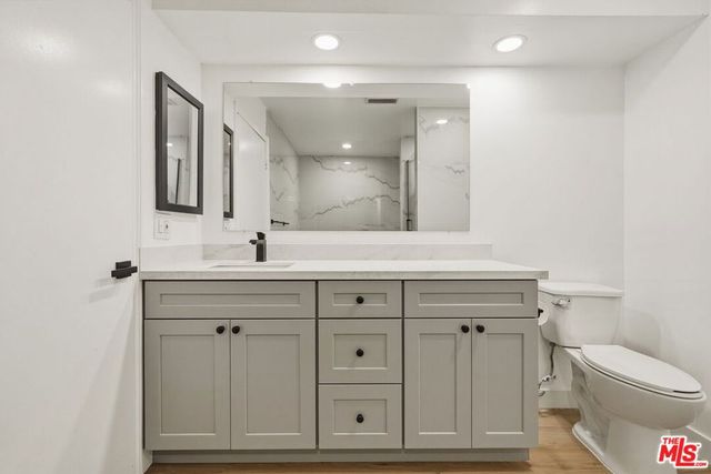 4660 Don Lorenzo Drive B, Los Angeles, CA 90008