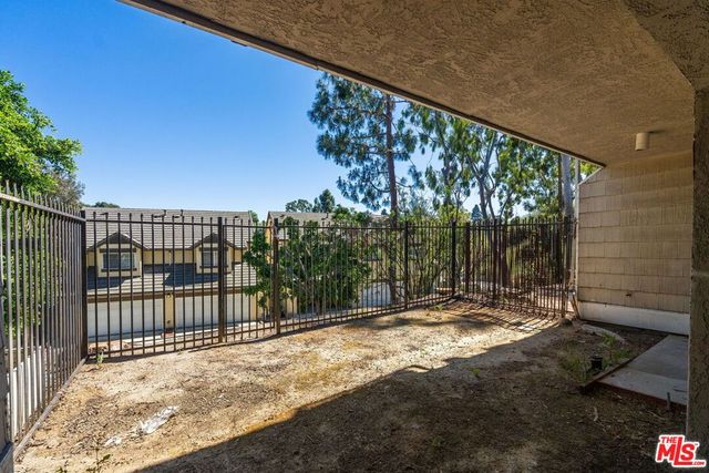 4660 Don Lorenzo Drive B, Los Angeles, CA 90008