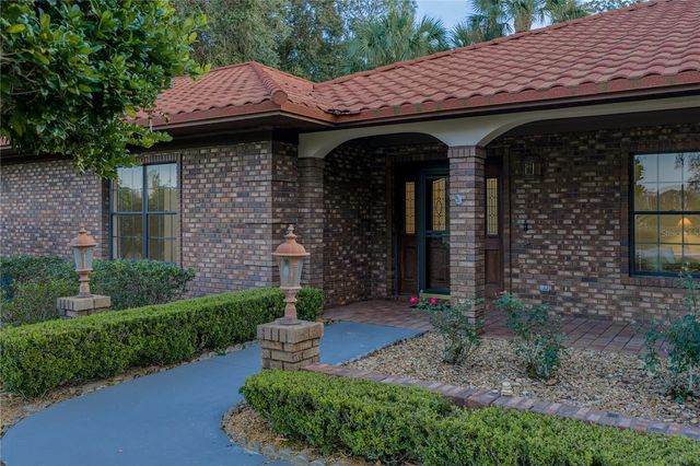 16 COVENTRY DRIVE, Haines City, FL 33844