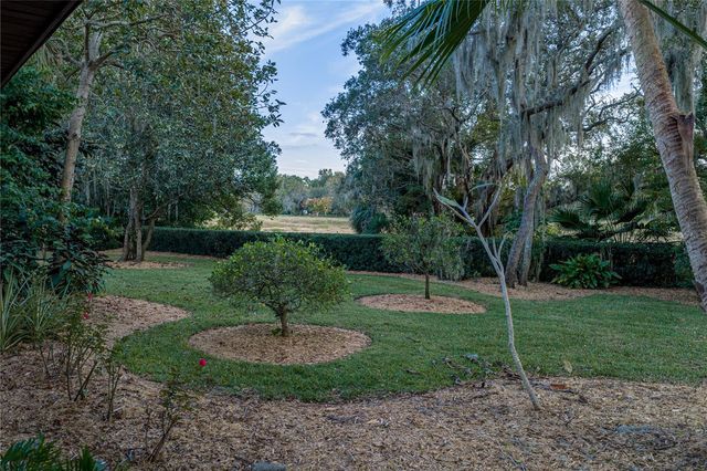 16 COVENTRY DRIVE, Haines City, FL 33844