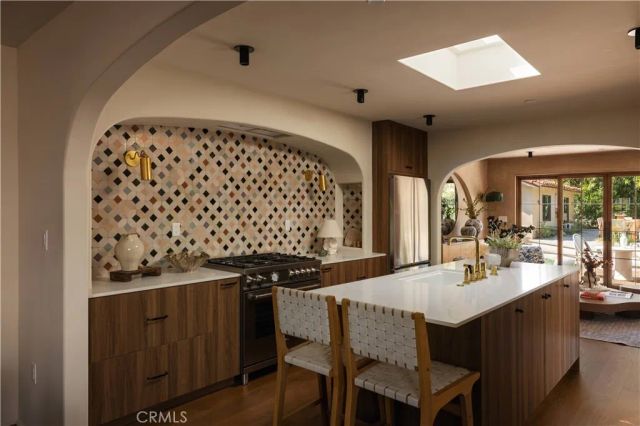 1817 N Avenue 55, Los Angeles, CA 90042