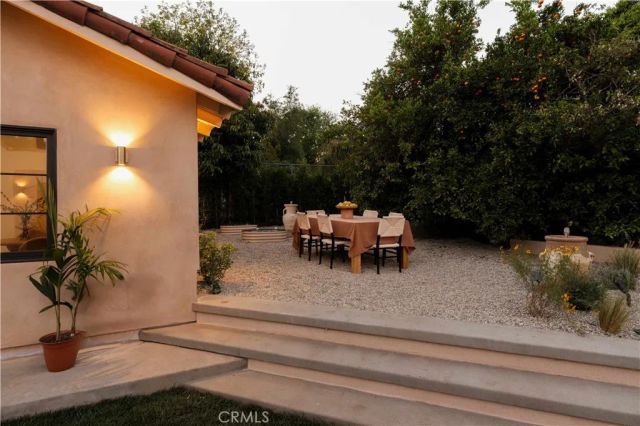 1817 N Avenue 55, Los Angeles, CA 90042