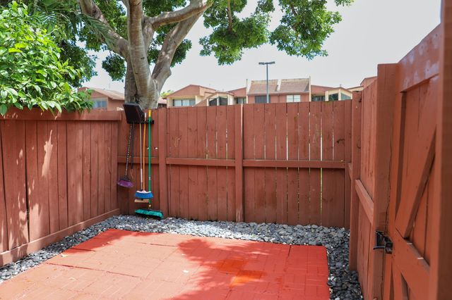 7019 SW 115th Place F31, Miami, FL 33173