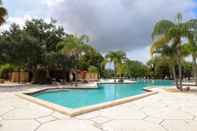 7019 SW 115th Place F31, Miami, FL 33173
