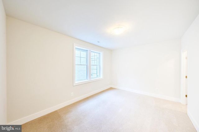 605 MEADOW LN SW, Vienna, VA 22180