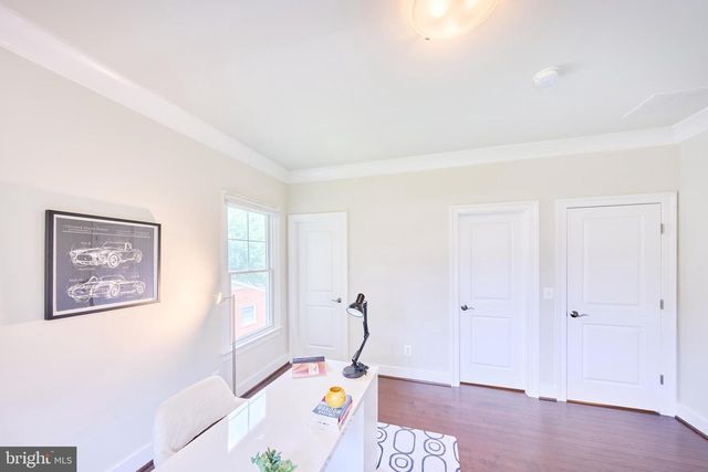 605 MEADOW LN SW, Vienna, VA 22180