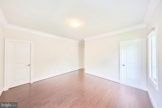 605 MEADOW LN SW, Vienna, VA 22180