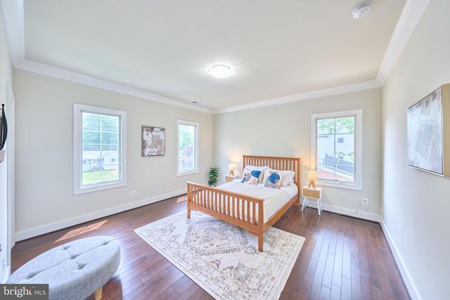 605 MEADOW LN SW, Vienna, VA 22180