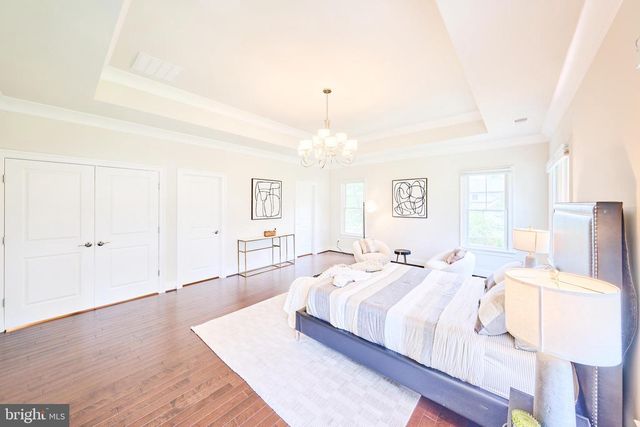 605 MEADOW LN SW, Vienna, VA 22180