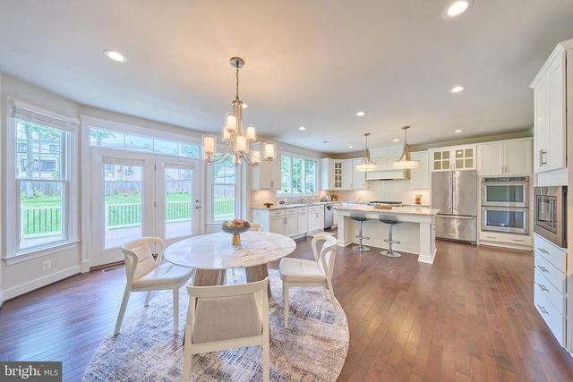 605 MEADOW LN SW, Vienna, VA 22180