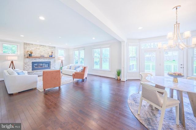 605 MEADOW LN SW, Vienna, VA 22180
