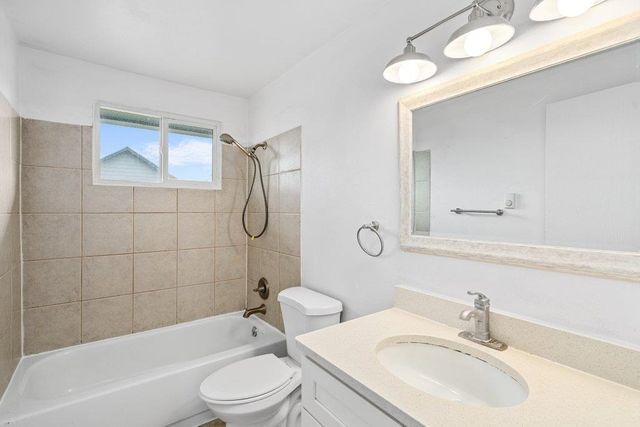 1120 N Warren Rd, Spokane Valley, WA 99216