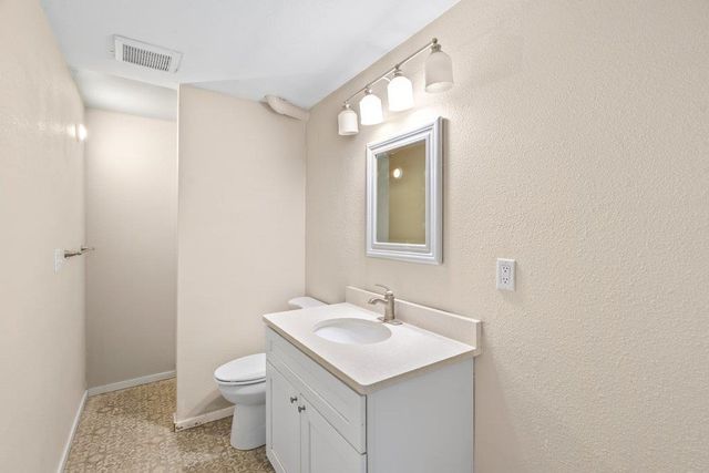 1120 N Warren Rd, Spokane Valley, WA 99216