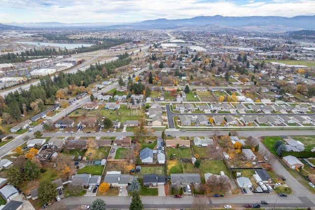 1120 N Warren Rd, Spokane Valley, WA 99216