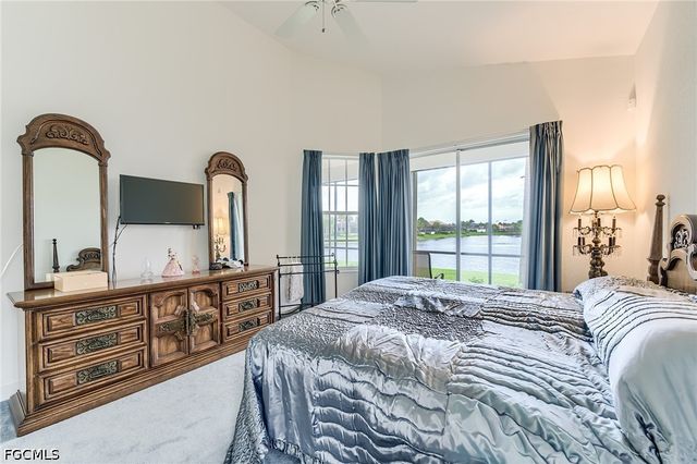 8864 New Castle DR, Fort Myers, FL 33908