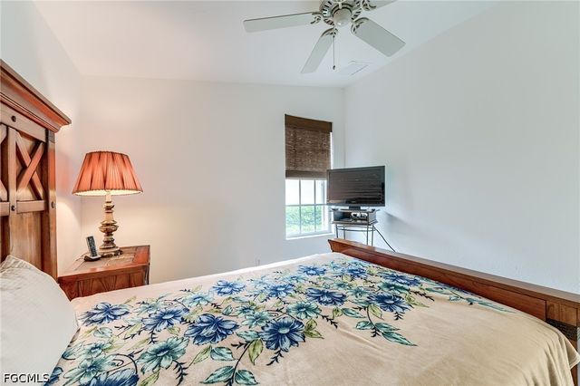 8864 New Castle DR, Fort Myers, FL 33908