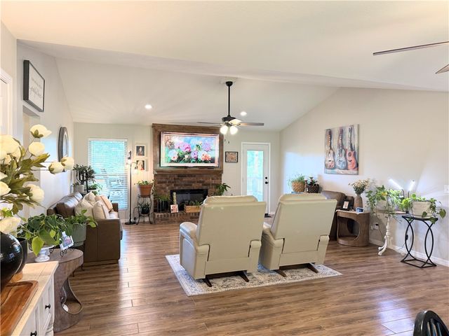 111 Alma Lane, Clarksville, AR 72830