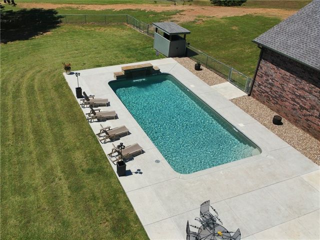111 Alma Lane, Clarksville, AR 72830