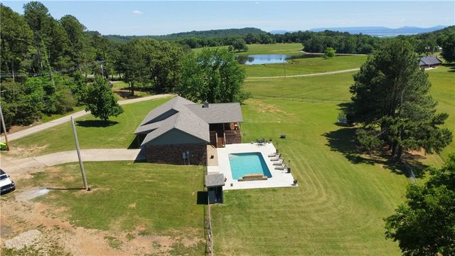 111 Alma Lane, Clarksville, AR 72830