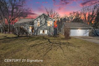 3105 E Stewart Road, Midland, MI 48640