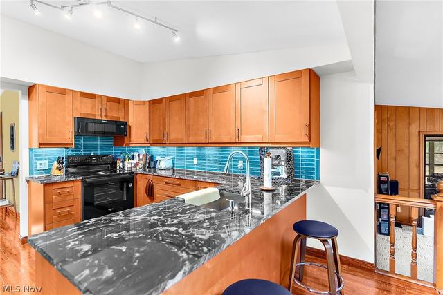 2479 Tibbetts Wick Road, Girard, OH 44420