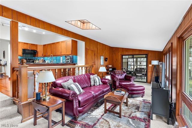 2479 Tibbetts Wick Road, Girard, OH 44420