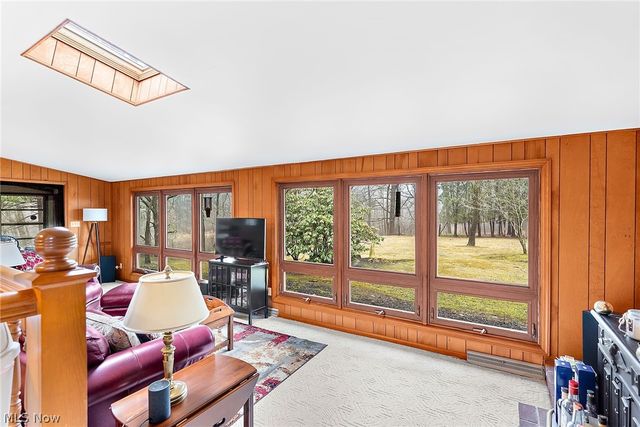 2479 Tibbetts Wick Road, Girard, OH 44420