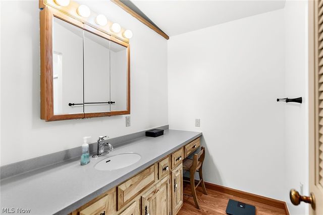 2479 Tibbetts Wick Road, Girard, OH 44420