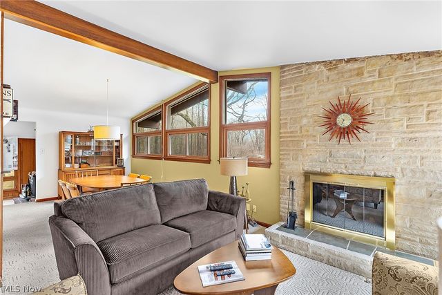 2479 Tibbetts Wick Road, Girard, OH 44420