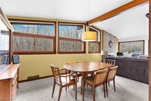 2479 Tibbetts Wick Road, Girard, OH 44420