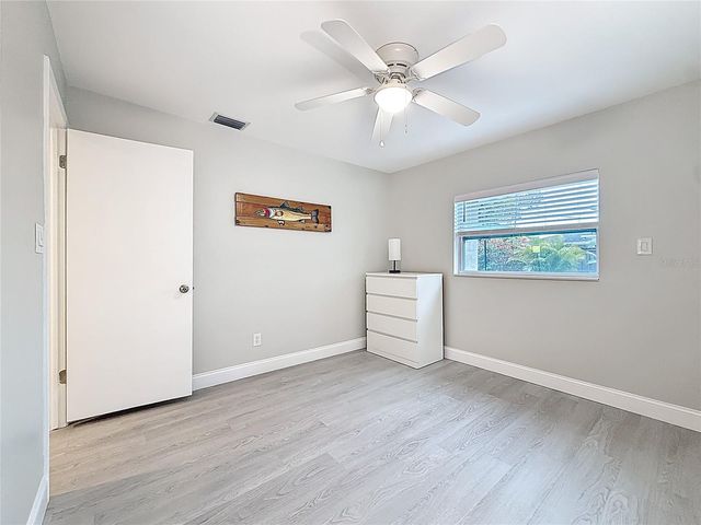 2400 GRANADA CIRCLE W, St Petersburg, FL 33712