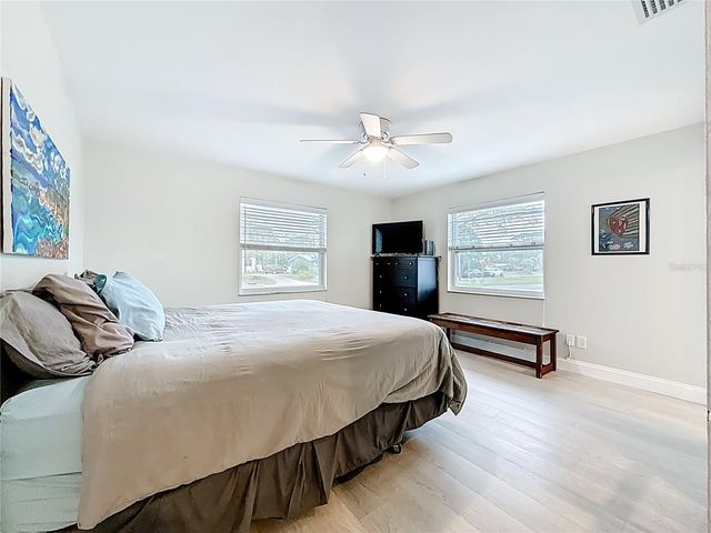 2400 GRANADA CIRCLE W, St Petersburg, FL 33712