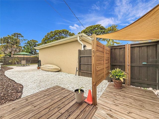 2400 GRANADA CIRCLE W, St Petersburg, FL 33712