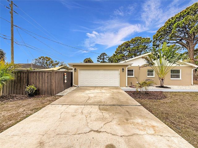 2400 GRANADA CIRCLE W, St Petersburg, FL 33712