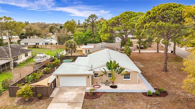 2400 GRANADA CIRCLE W, St Petersburg, FL 33712