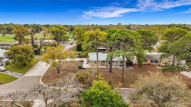 2400 GRANADA CIRCLE W, St Petersburg, FL 33712