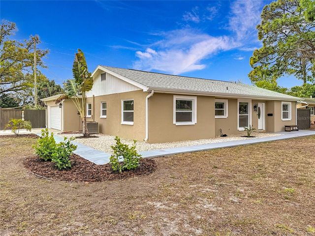 2400 GRANADA CIRCLE W, St Petersburg, FL 33712