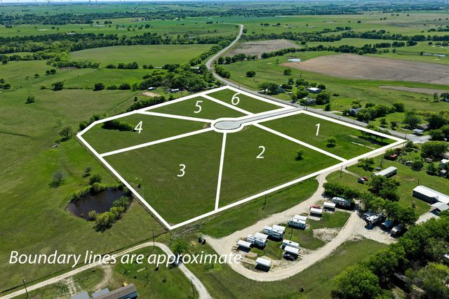40 Grewing Drive, Muenster, TX 76252