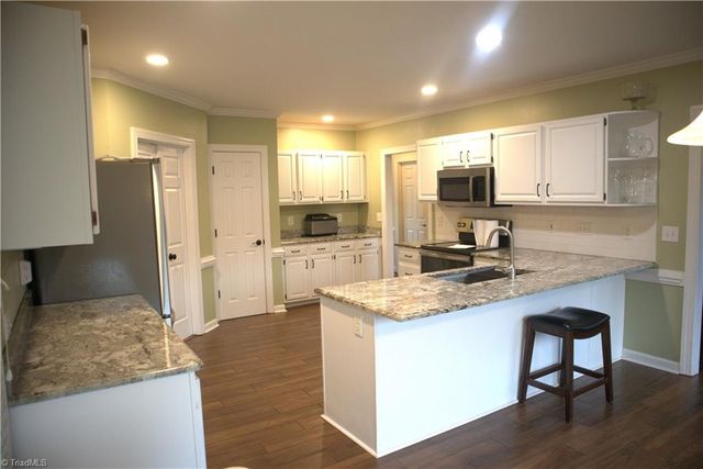 5805 Starboard Drive, Greensboro, NC 27410