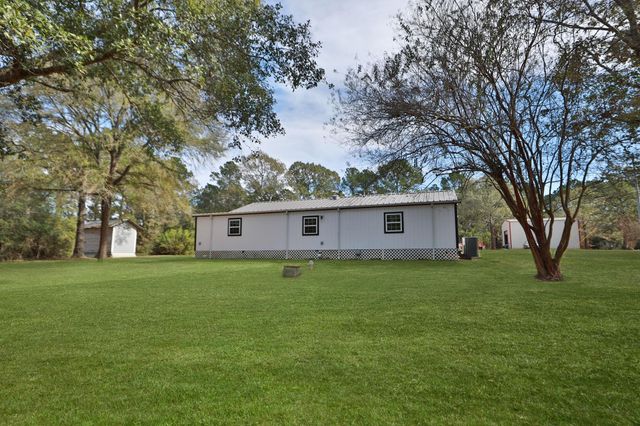 6623 County Road 302, Navasota, TX 77868