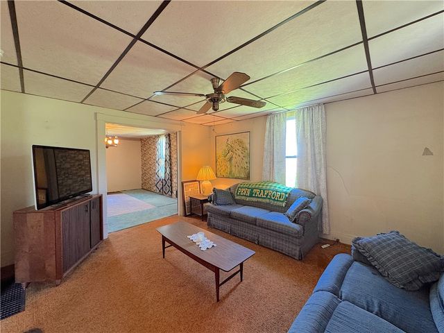 3003 Riverside Dr, Penn Twp, PA 15623